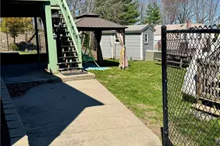 37 N Fairview St, Johnston, RI 02919 - Photo 31