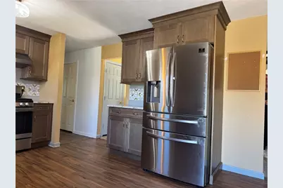 37 N Fairview Street, Johnston, RI 02919 - Photo 5