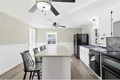 708 3rd Avenue, Woonsocket, RI 02895 - Photo 9