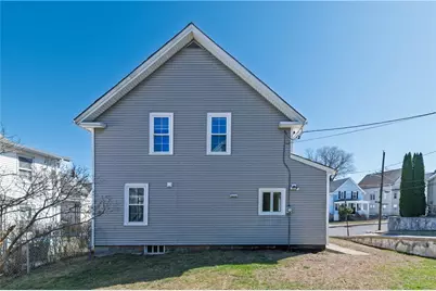 708 3rd Avenue, Woonsocket, RI 02895 - Photo 35