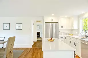 18 Chantilly Dr, Barrington, RI 02806 - Photo 11