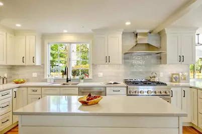 18 Chantilly Drive, Barrington, RI 02806 - Photo 11