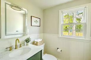 18 Chantilly Dr, Barrington, RI 02806 - Photo 17