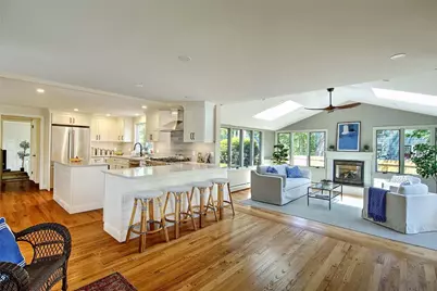 18 Chantilly Drive, Barrington, RI 02806 - Photo 5
