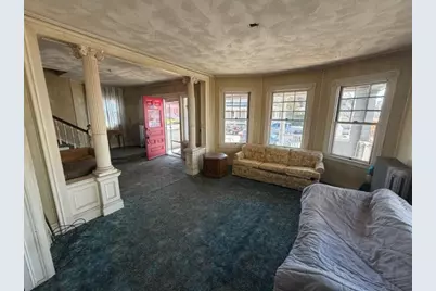 107 Massasoit Avenue, Cranston, RI 02905 - Photo 7