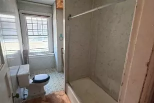 107 Massasoit Ave, Cranston, RI 02905 - Photo 11