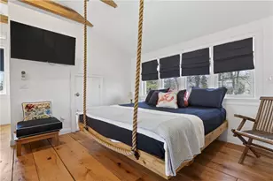 110 Seaview Ave, North Kingstown, RI 02852 - Photo 41