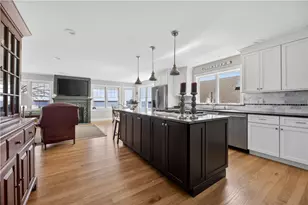 110 Seaview Ave, North Kingstown, RI 02852 - Photo 19
