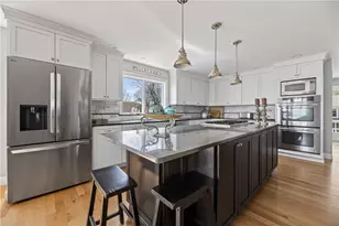 110 Seaview Ave, North Kingstown, RI 02852 - Photo 23