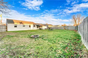 92 Weeden Ave, East Providence, RI 02916 - Photo 35