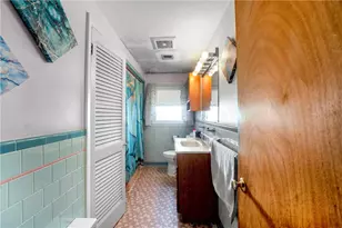 92 Weeden Ave, East Providence, RI 02916 - Photo 19