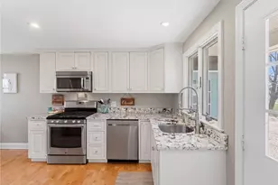 111 King Tom Dr, Charlestown, RI 02813 - Photo 11