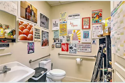 756 Hope Street, Providence, RI 02906 - Photo 13