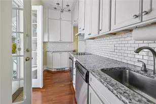 519 Bellevue Ave, Newport, RI 02840 - Photo 9