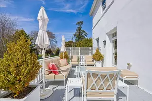 519 Bellevue Ave, Newport, RI 02840 - Photo 27