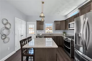 222 Pettaconsett Ave, Warwick, RI 02888 - Photo 19