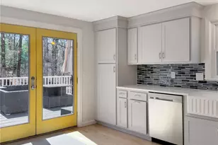 89 Narrow Ln, Charlestown, RI 02813 - Photo 7