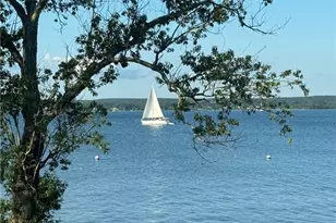 54 Oliver Hazard Perry Road Rd, Portsmouth, RI 02871 - Photo 3