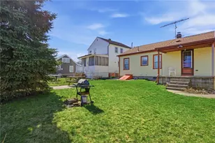 32 Crawford St, Cranston, RI 02910 - Photo 3