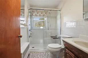 32 Crawford St, Cranston, RI 02910 - Photo 15