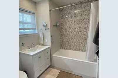 157 Tuckerman Avenue #8, Middletown, RI 02842 - Photo 17