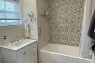 157 Tuckerman Ave, Middletown, RI 02842 - Photo 17