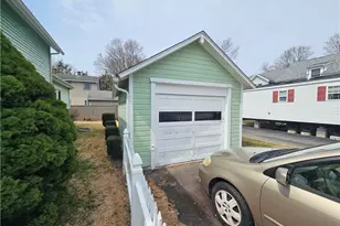 354 Woodruff Ave, South Kingstown, RI 02879 - Photo 7