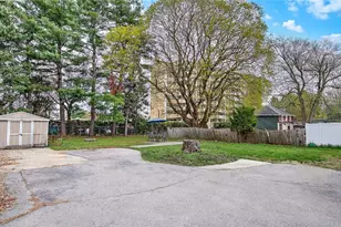 159 Earle St, Woonsocket, RI 02895 - Photo 5