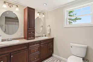 37 Bank St, Coventry, RI 02816 - Photo 15