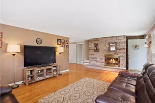 37 Bank St, Coventry, RI 02816 - Photo 13