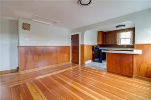 131 Washington Ave, Providence, RI 02905 - Photo 7