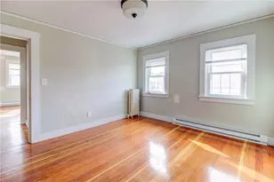 131 Washington Ave, Providence, RI 02905 - Photo 9