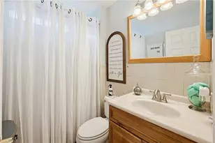 270 Woonasquatucket Ave, North Providence, RI 02911 - Photo 19