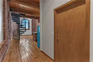 407 Pine St, Providence, RI 02903 - Photo 13