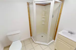 204 Vine St, Pawtucket, RI 02861 - Photo 43