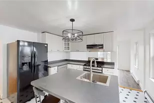 204 Vine St, Pawtucket, RI 02861 - Photo 13