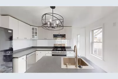 204 Vine Street, Pawtucket, RI 02861 - Photo 11