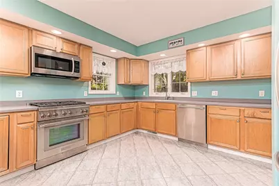 30 Clifford Drive, Westerly, RI 02891 - Photo 19