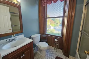 364 Bellevue Ave, Newport, RI 02840 - Photo 25