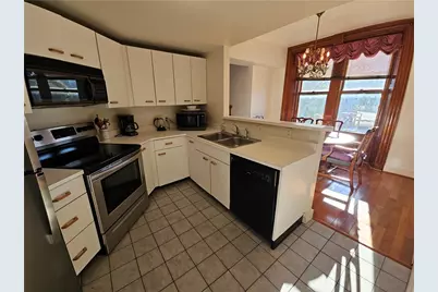 364 Bellevue Avenue #W-201-S, Newport, RI 02840 - Photo 15