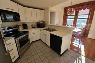 364 Bellevue Ave, Newport, RI 02840 - Photo 15