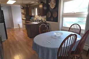 27 Torrington Dr, Warwick, RI 02889 - Photo 5