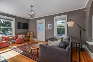 76 Blaisdell Ave, Pawtucket, RI 02860 - Photo 7