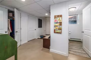 76 Blaisdell Ave, Pawtucket, RI 02860 - Photo 39