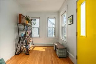 76 Blaisdell Ave, Pawtucket, RI 02860 - Photo 3