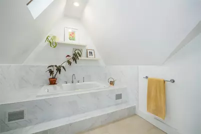 76 Blaisdell Avenue, Pawtucket, RI 02860 - Photo 33