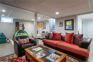 76 Blaisdell Ave, Pawtucket, RI 02860 - Photo 39