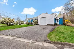 25 Ferncrest Dr, East Providence, RI 02915 - Photo 31