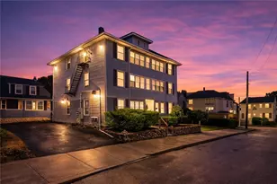 51 Wood Ave, Woonsocket, RI 02895 - Photo 9