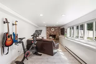 26 Manning Dr, East Providence, RI 02915 - Photo 33